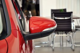 2011款一汽大众高尔夫1.6L自动舒适型