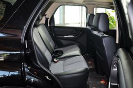 2010款福特翼虎2.3L