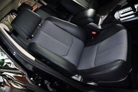 2010款福特翼虎2.3L