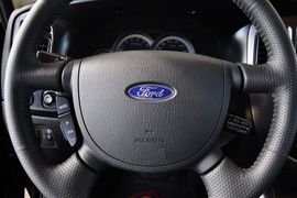 2010款福特翼虎2.3L