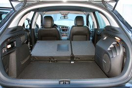 雪铁龙新C4海外试驾