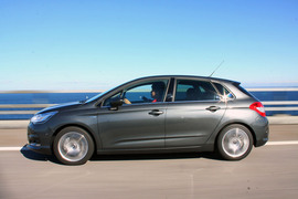 雪铁龙新C4海外试驾