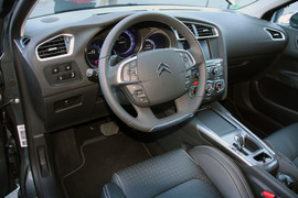 雪铁龙新C4海外试驾