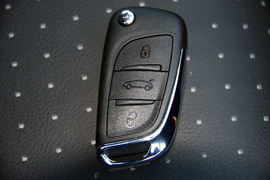 雪铁龙新C4海外试驾