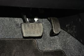 2014款丰田卡罗拉1.6L