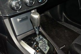 2014款丰田卡罗拉1.6L