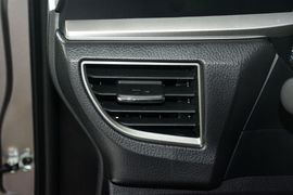 2014款丰田卡罗拉1.6L