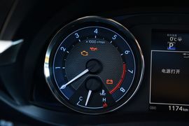 2014款丰田卡罗拉1.6L