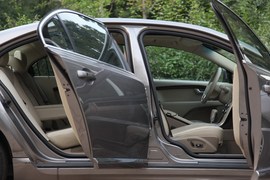 2010款沃尔沃S80L试驾