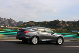 2010年广汽本田歌诗图青岛试驾