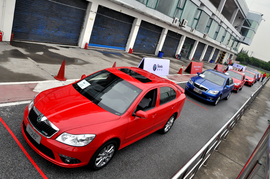 天马山赛道试驾明锐RS组图