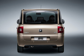 2010年众泰朗悦国产上市官方图片