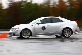 凯迪拉克CTS-V高级驾驶培训测试实拍