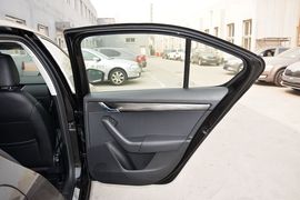 2017款斯柯达明锐1.6L手动智行版