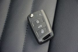 2017款斯柯达明锐1.6L手动智行版