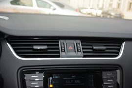 2017款斯柯达明锐1.6L手动智行版