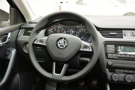 2017款斯柯达明锐1.6L手动智行版