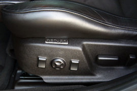 凯迪拉克CTS-V高级驾驶培训测试实拍