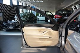 2017款宝马525Li豪华设计套装