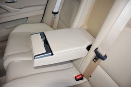 2017款宝马525Li豪华设计套装