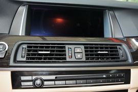 2017款宝马525Li豪华设计套装