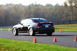 凯迪拉克CTS-V高级驾驶培训测试实拍