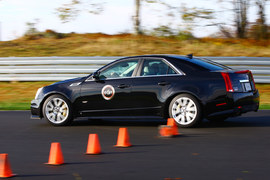 凯迪拉克CTS-V高级驾驶培训测试实拍