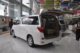 2011款丰田Alphard