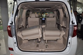 2011款丰田Alphard