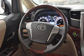 2011款丰田Alphard