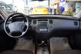 2011款现代劳恩斯-酷派2.0T