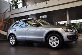 2010款一汽奥迪Q5