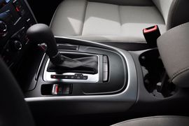 2010款一汽奥迪Q5