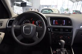 2010款一汽奥迪Q5