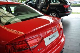 2010款奥迪A4L