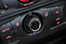 2010款奥迪A4L