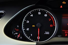 2010款奥迪A4L