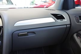 2010款奥迪A4L