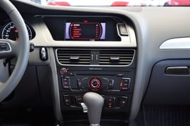 2010款奥迪A4L