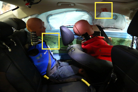 吉利帝豪GL车对车垂直碰撞