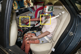 吉利帝豪GL车对车垂直碰撞