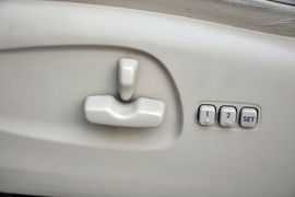 2005款斯巴鲁驰鹏B9