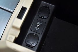 2005款斯巴鲁驰鹏B9