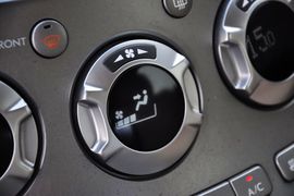 2005款斯巴鲁驰鹏B9
