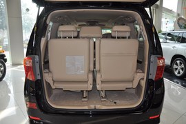 2011款丰田Alphard