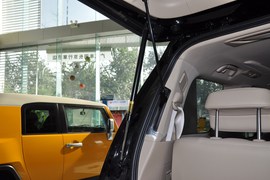 2011款丰田Alphard