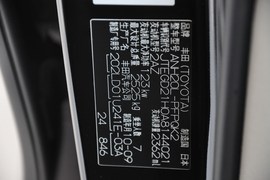 2011款丰田Alphard