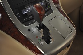 2011款丰田Alphard