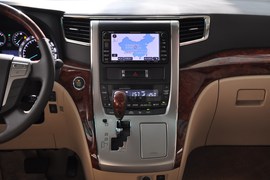 2011款丰田Alphard