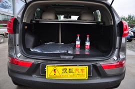 起亚智跑2.4L自动四驱Premium到店实拍
